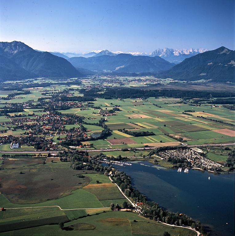 Ferienwohnung Fritzenwenger Übersee エクステリア 写真